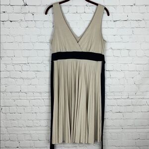 Forever 21 Cream Satin Dress with Black Tie Back Size Large